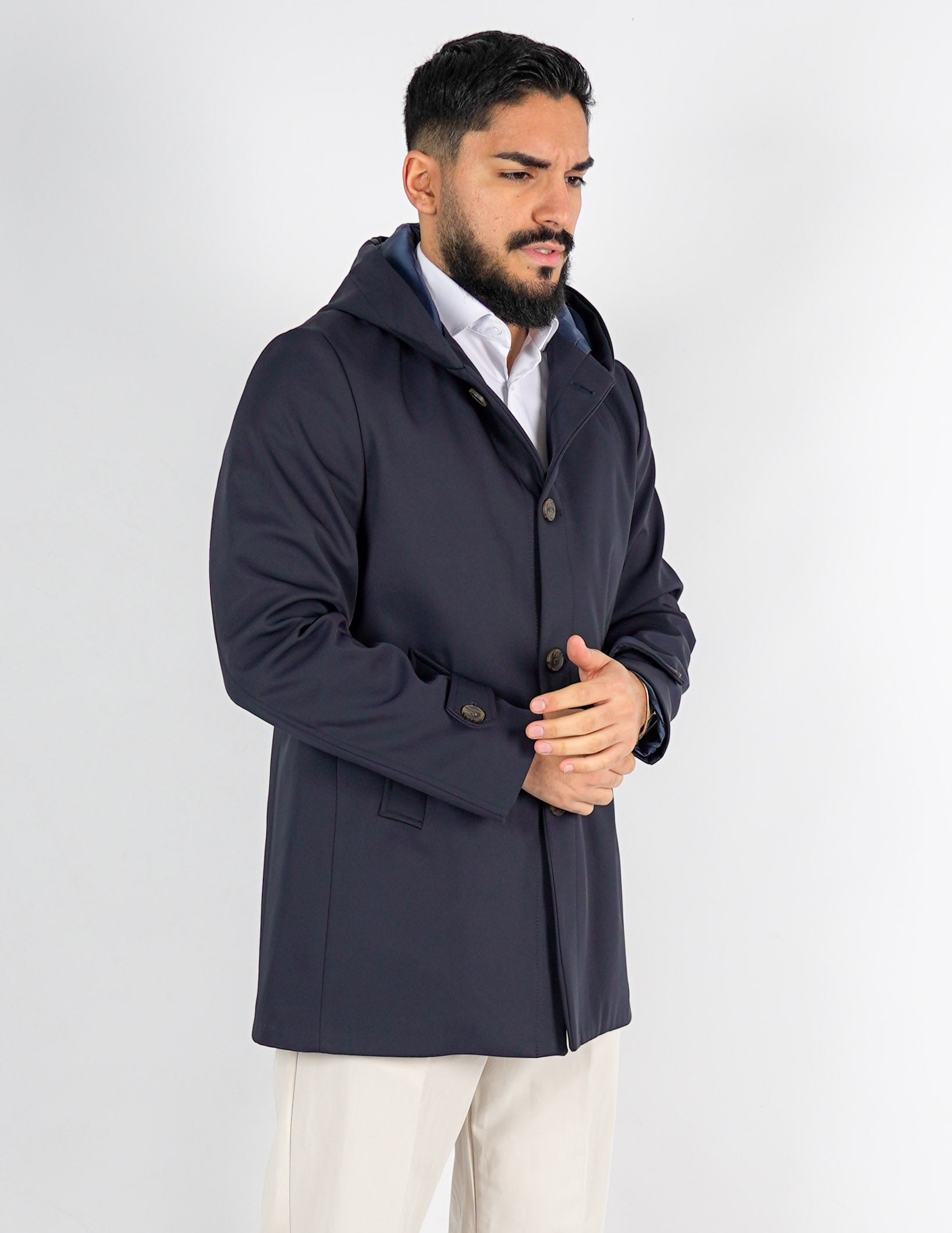 Trench uomo imbottito con cappuccio