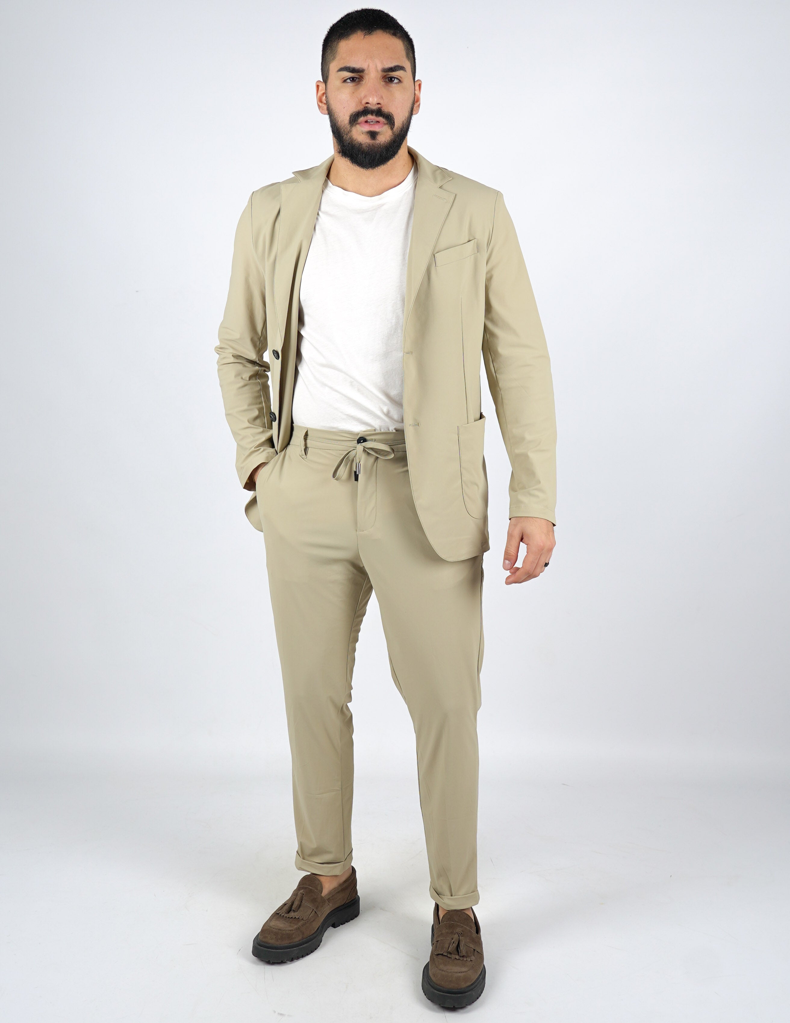 ABITO UOMO MONOPETTO EXTRA LIGHT "NO STIRO"