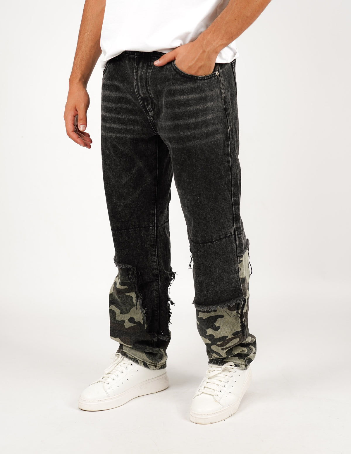 JEANS NERO FONDO MILITARE
