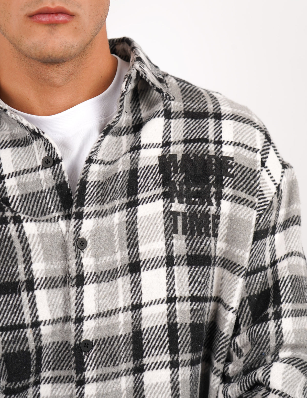 camicia a quadri in flanella con ricamo