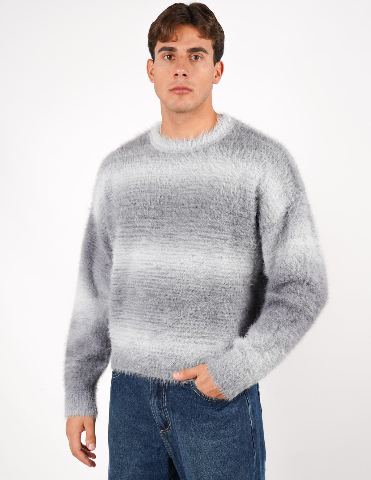 MAGLIONE CROP FIT SU TESSUTO MORBIDO
