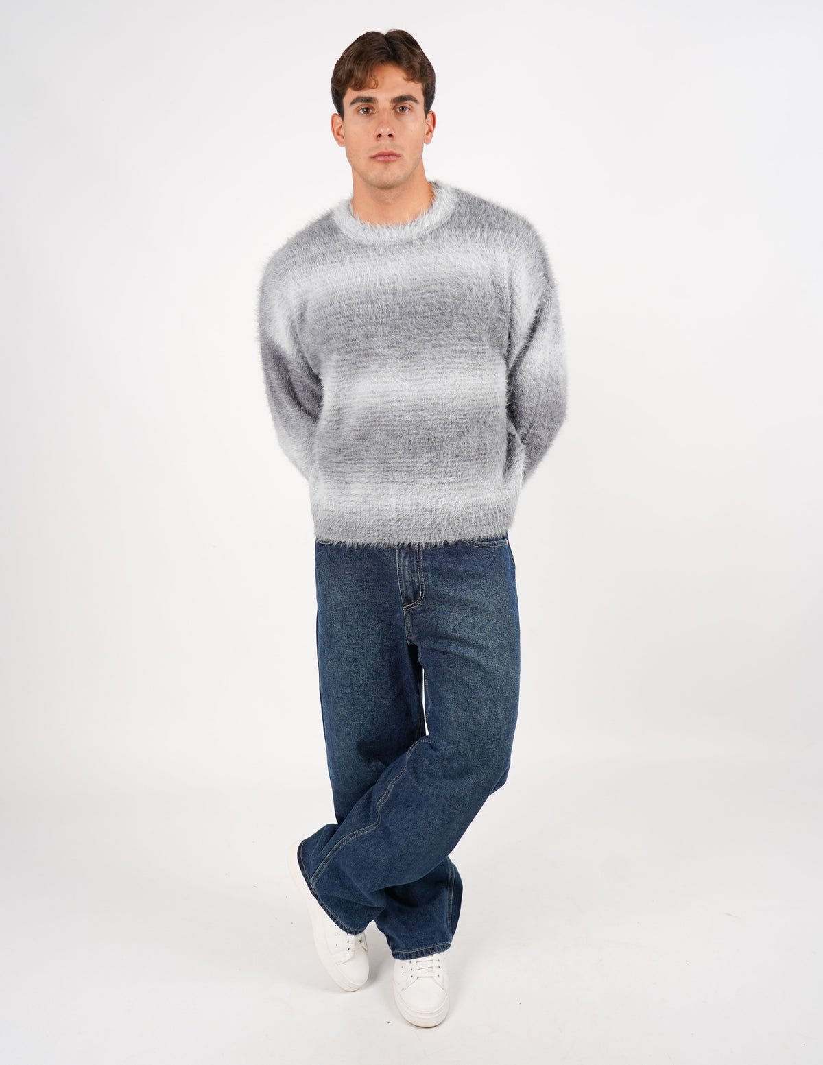 MAGLIONE CROP FIT SU TESSUTO MORBIDO