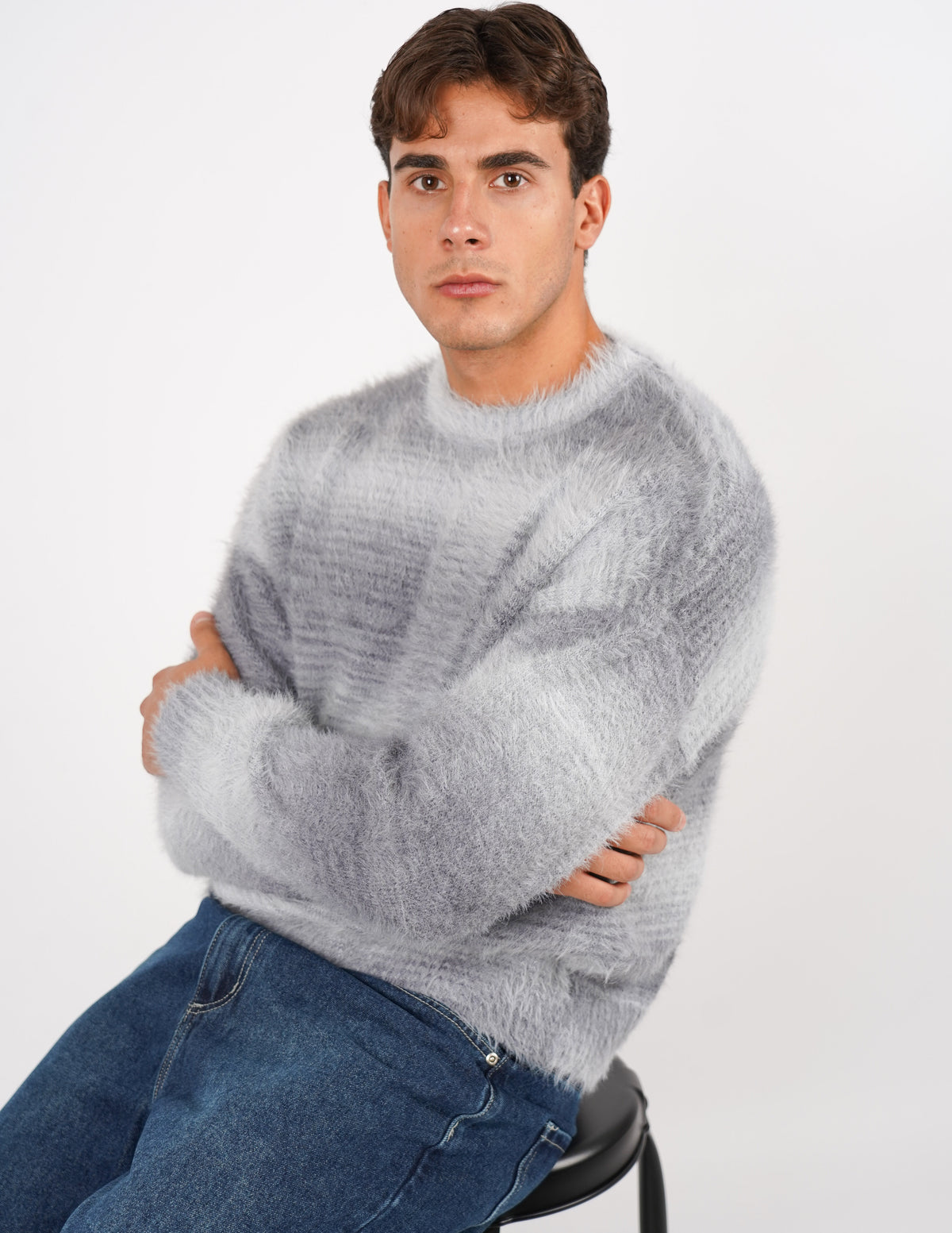 MAGLIONE CROP FIT SU TESSUTO MORBIDO