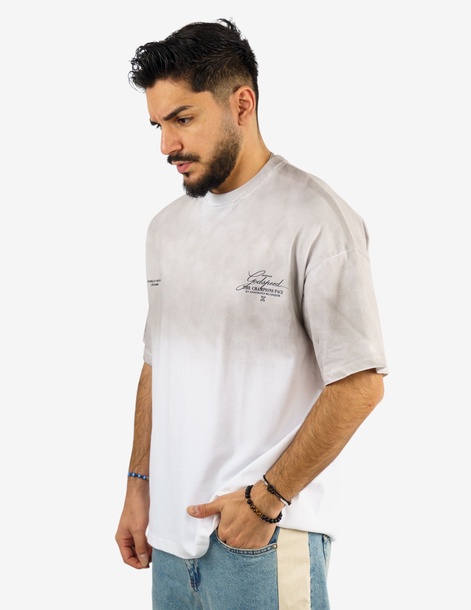 t-shirt over slavata
