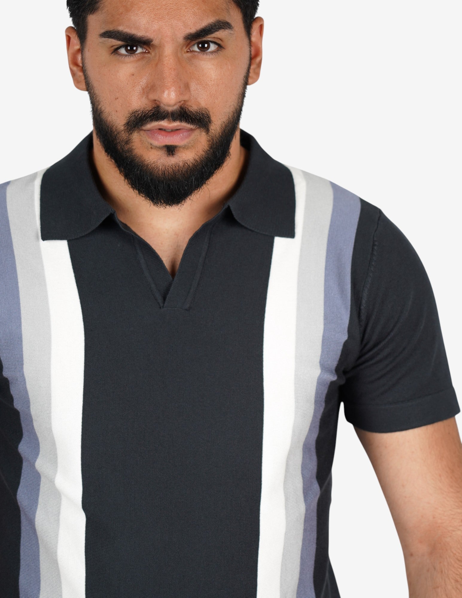 polo collo aperto con righe