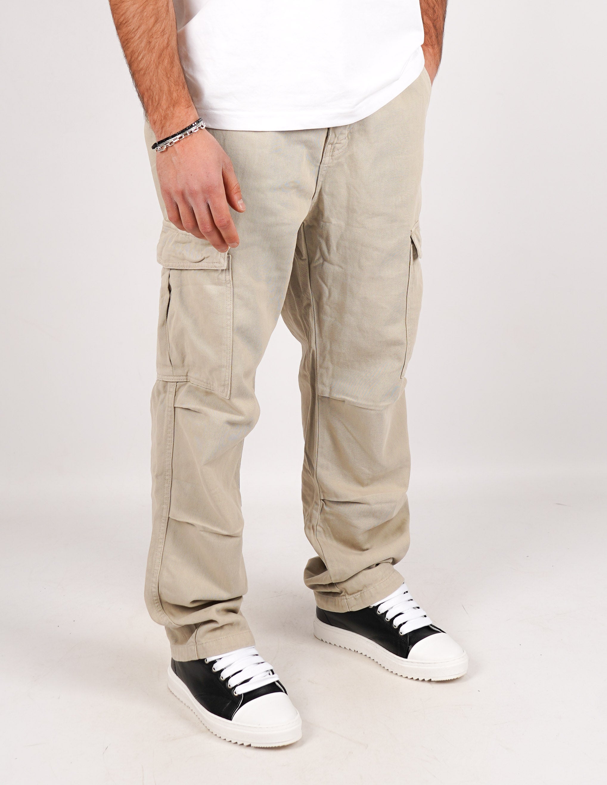 JEANS CARGO TINTA UNITA