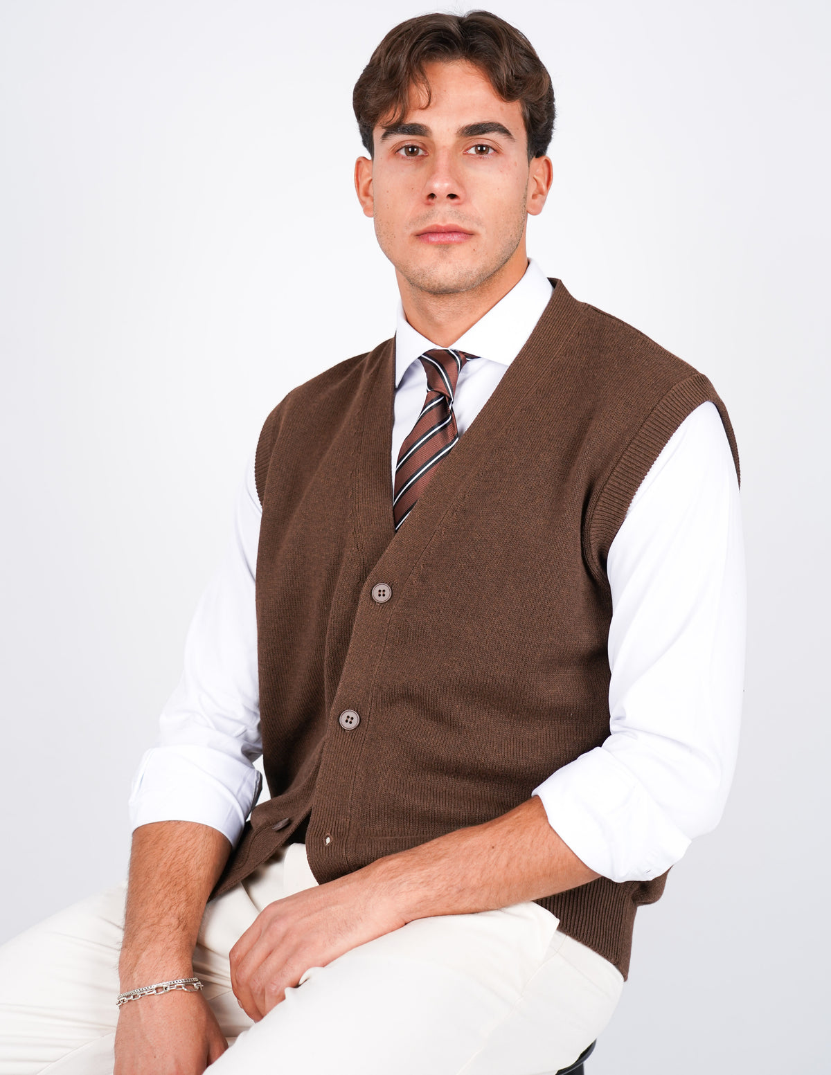 MAGLIA SMANICATA IN COTONE CON BOTTONI