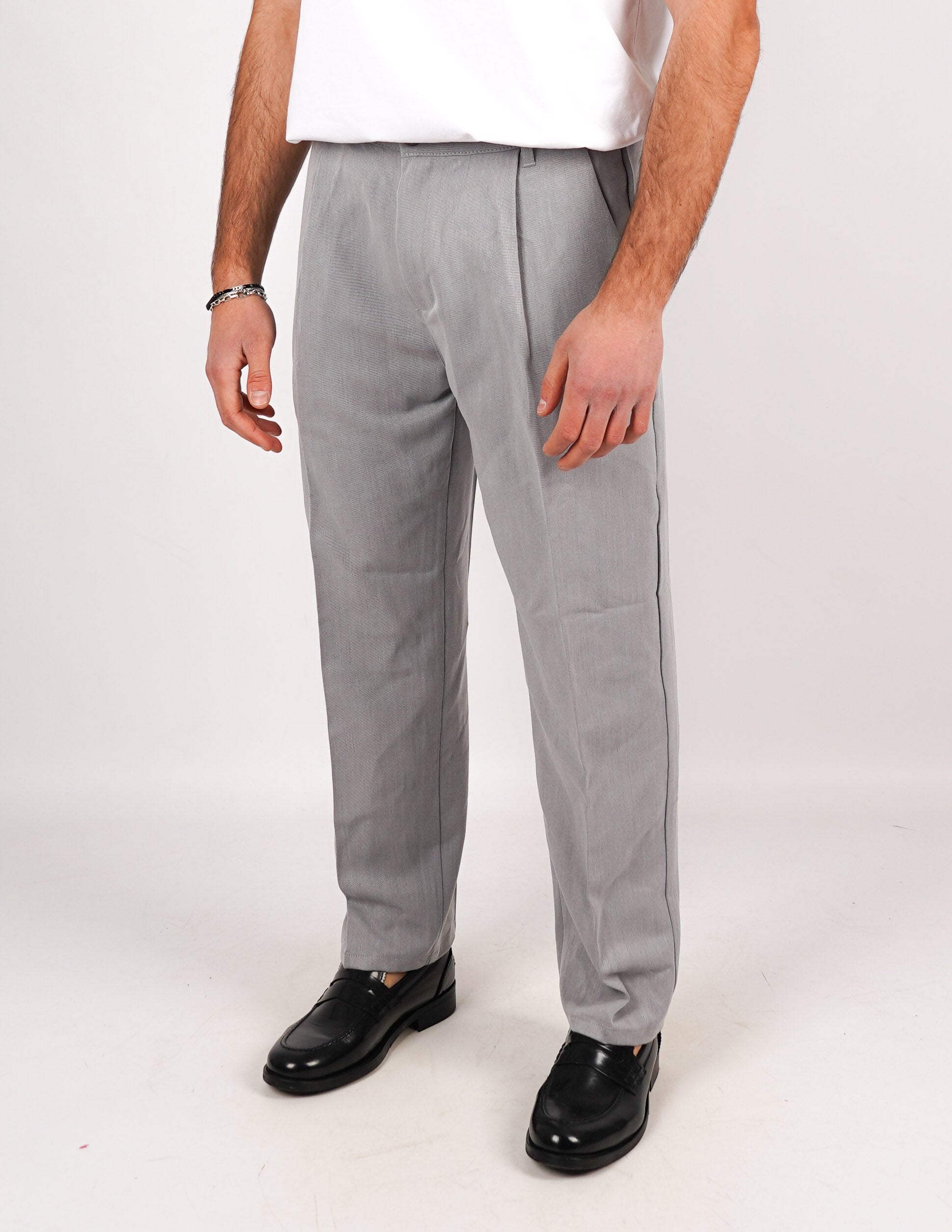 Pantalone REGULAR con pence