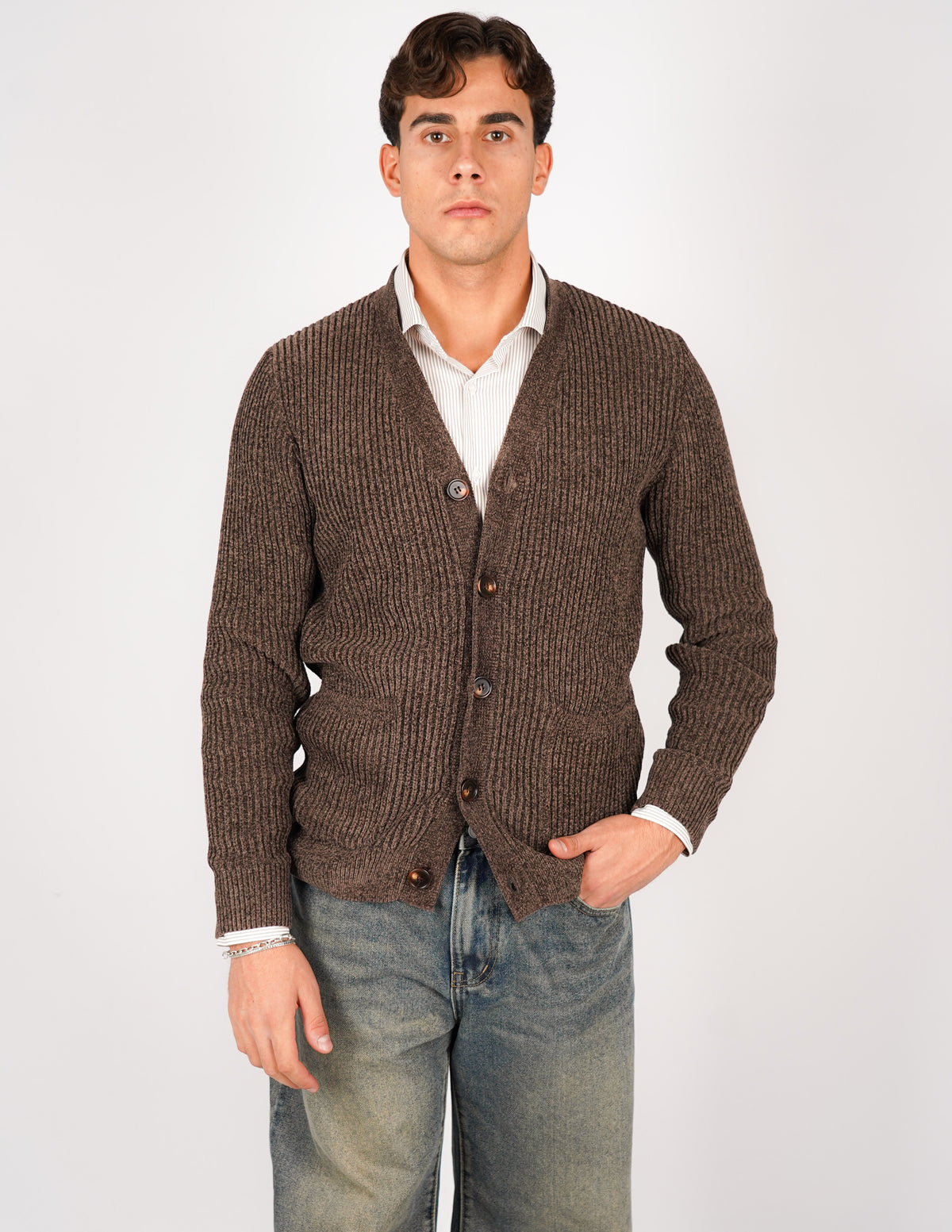 CARDIGAN IN CINIGLIA CON TASCHE