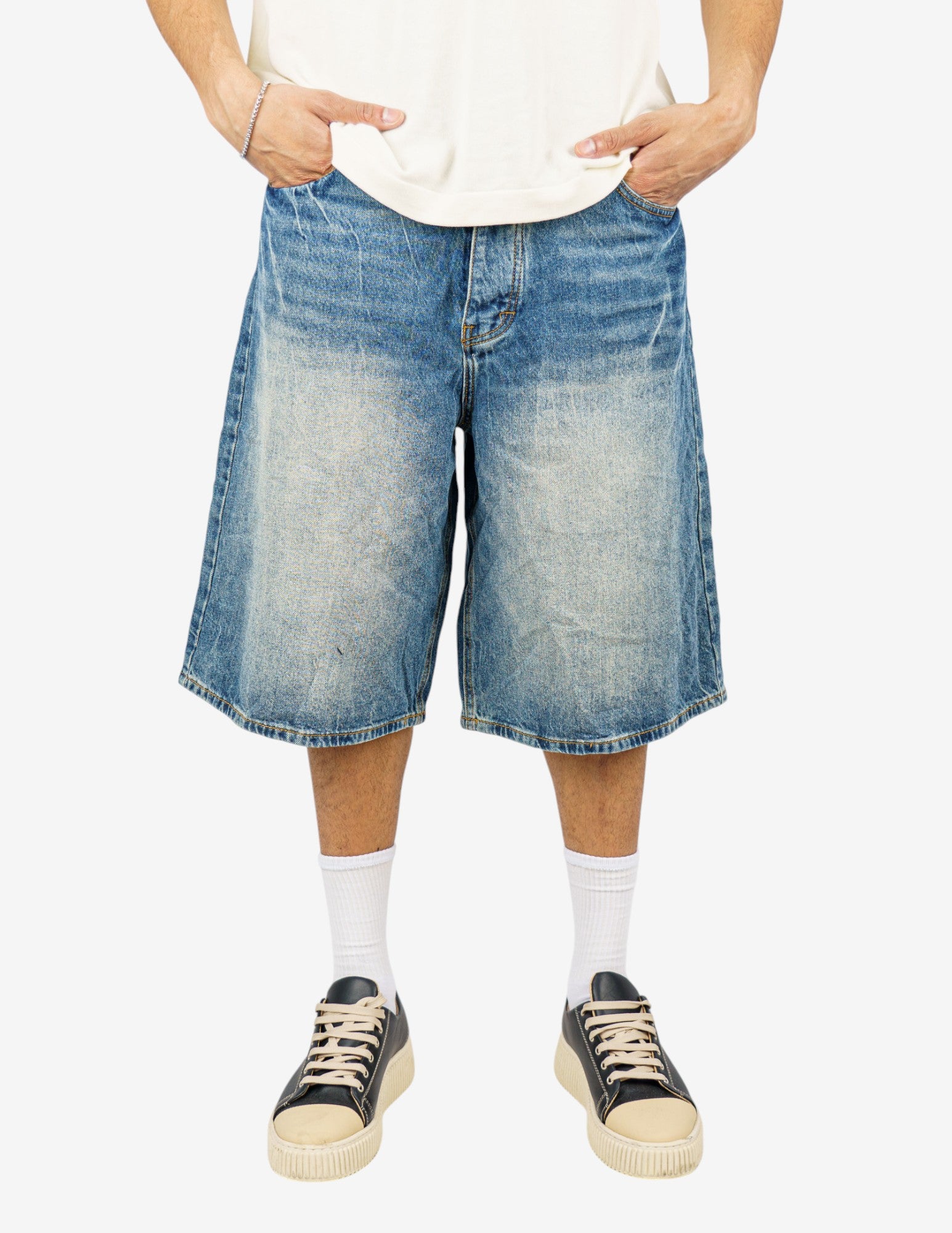 bermuda in denim  baggy fit