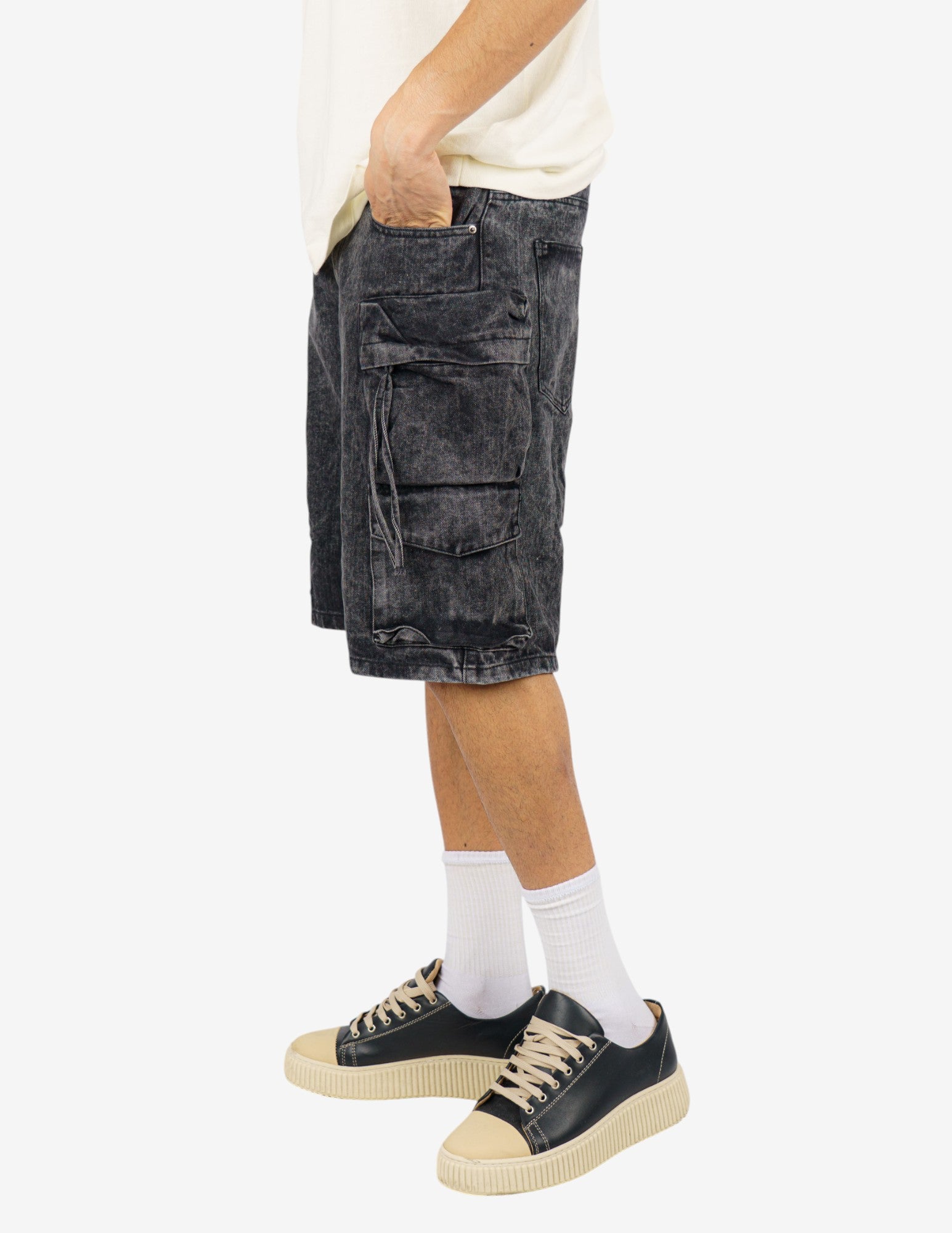 bermuda in denim cargo