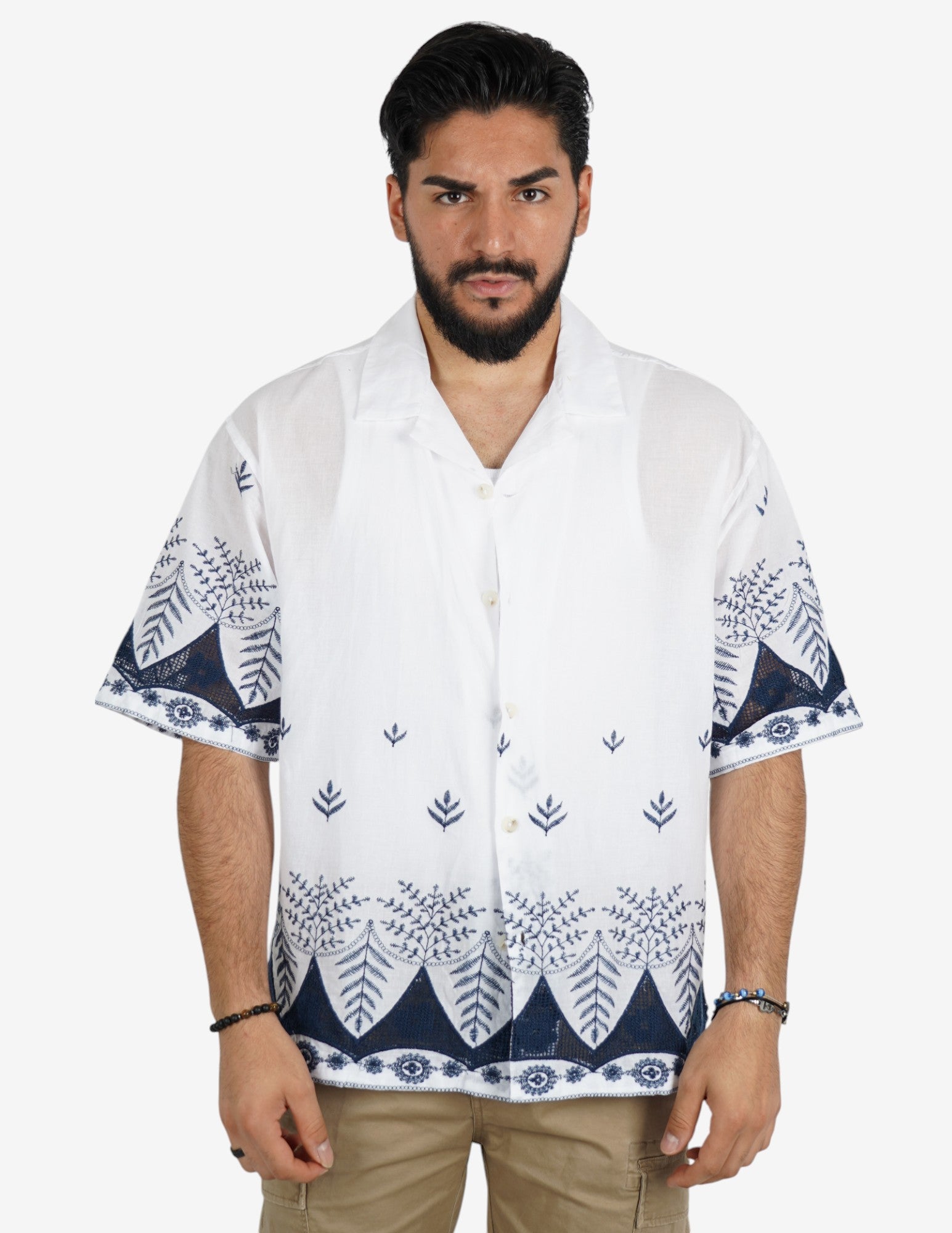 camicia manica corta con ricami