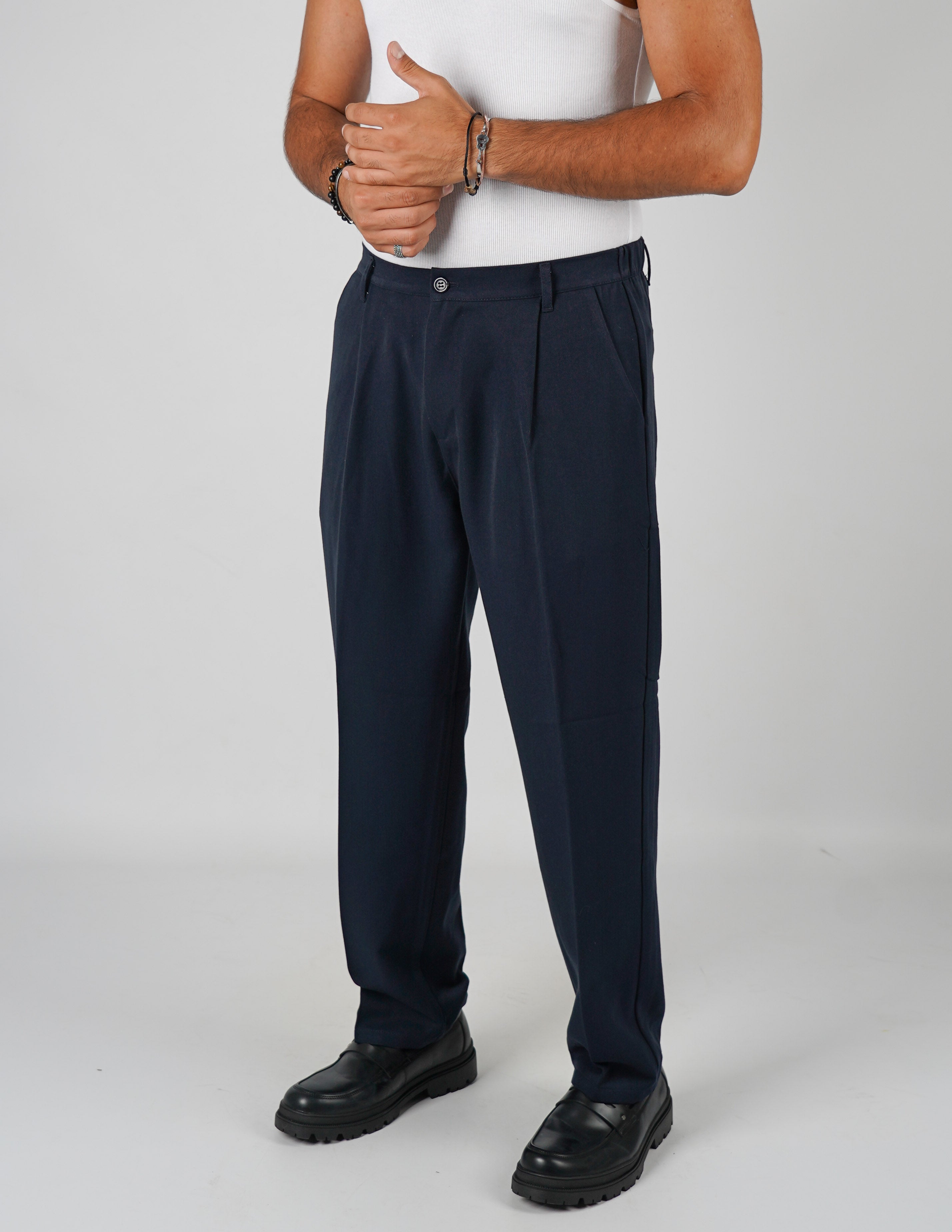 Pantalone REGULAR con pence