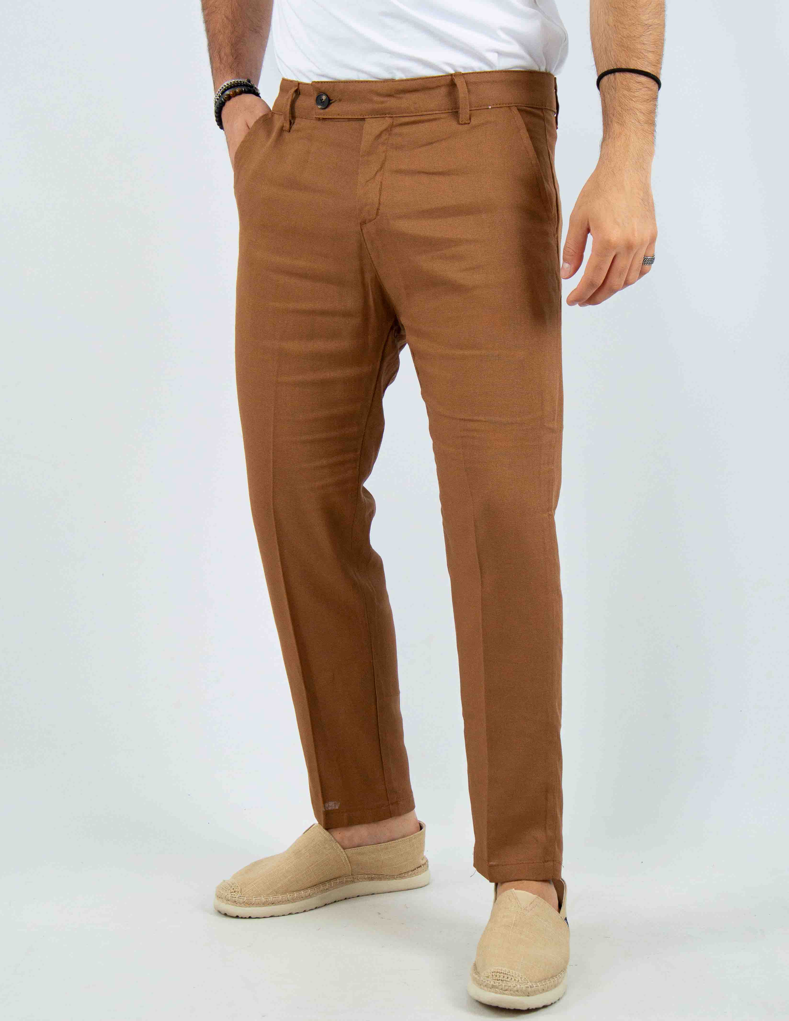 pantalone con abbottonatura allungata misto lino