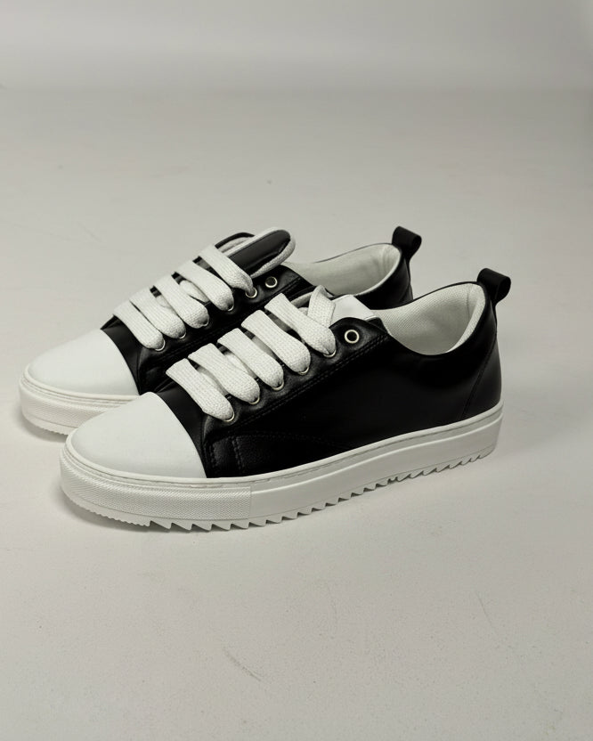 sneakers con fondo zigrinato