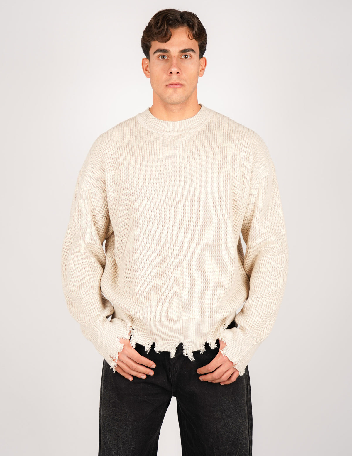 MAGLIONE STRUTTURATO CON ROTTURE OVER