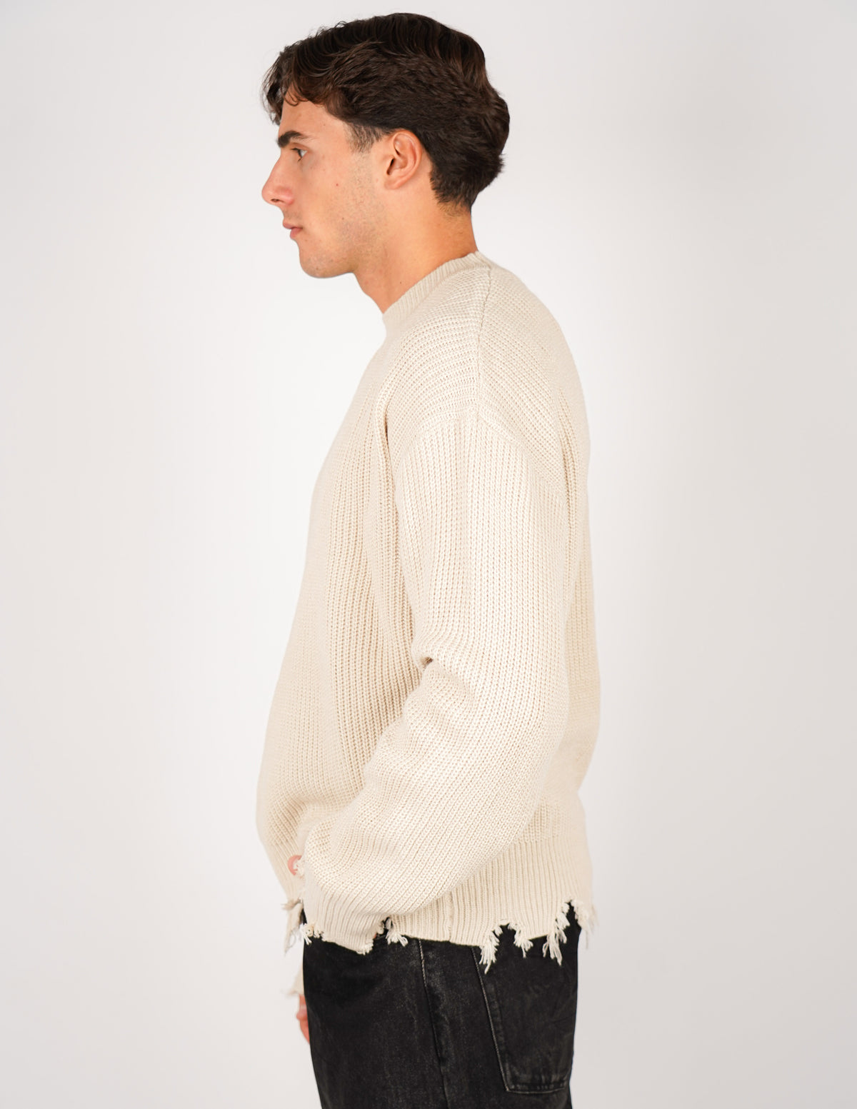 MAGLIONE STRUTTURATO CON ROTTURE OVER