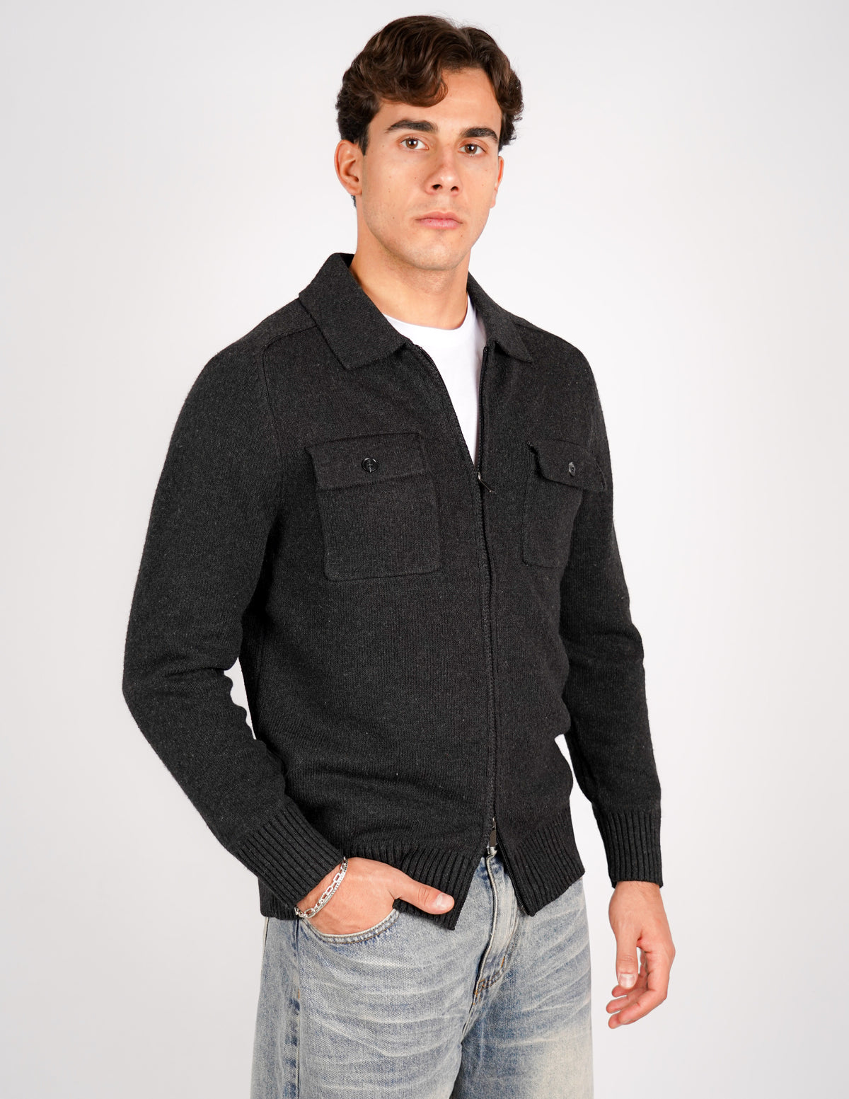 cardigan in maglia con tasche
