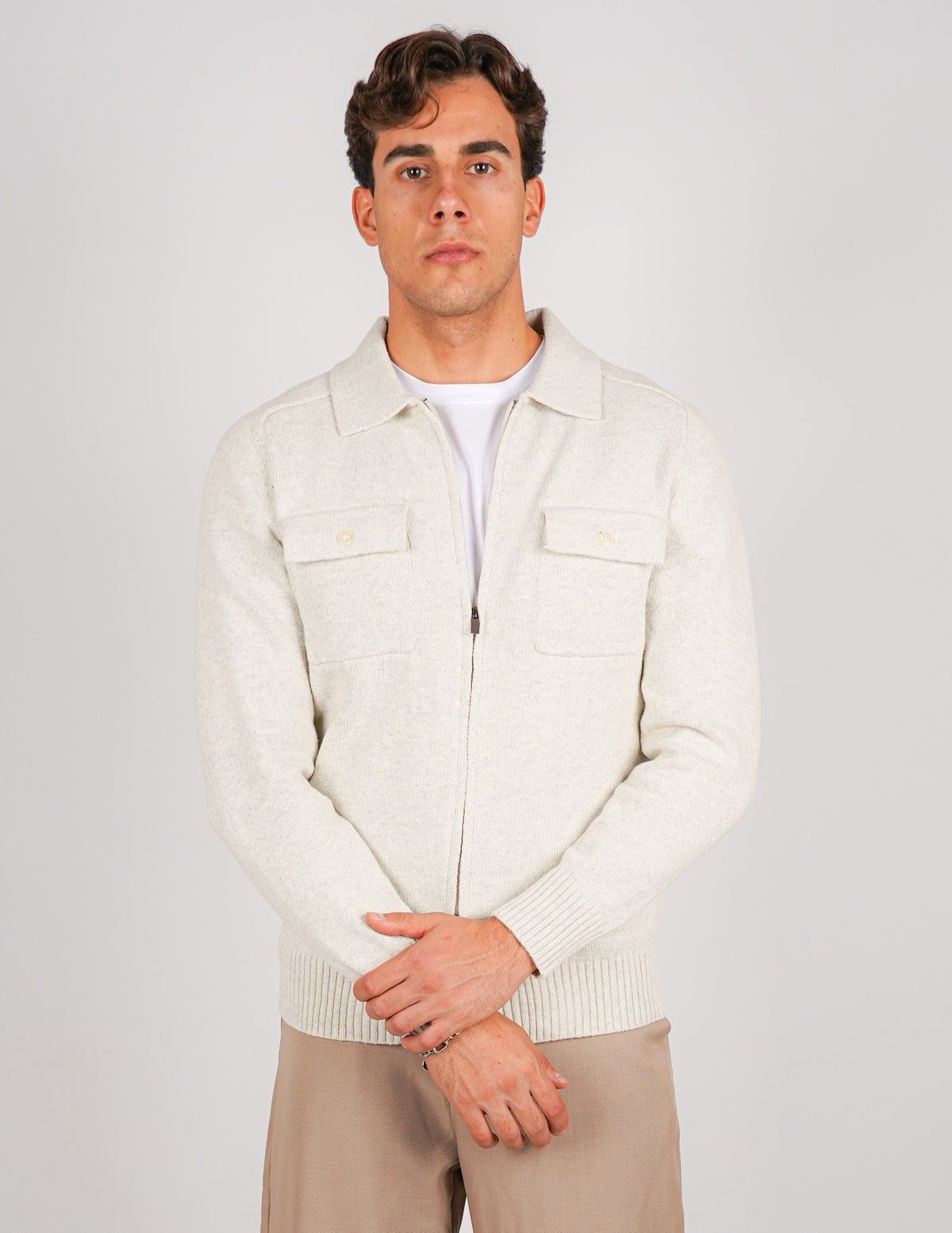 cardigan in maglia con tasche