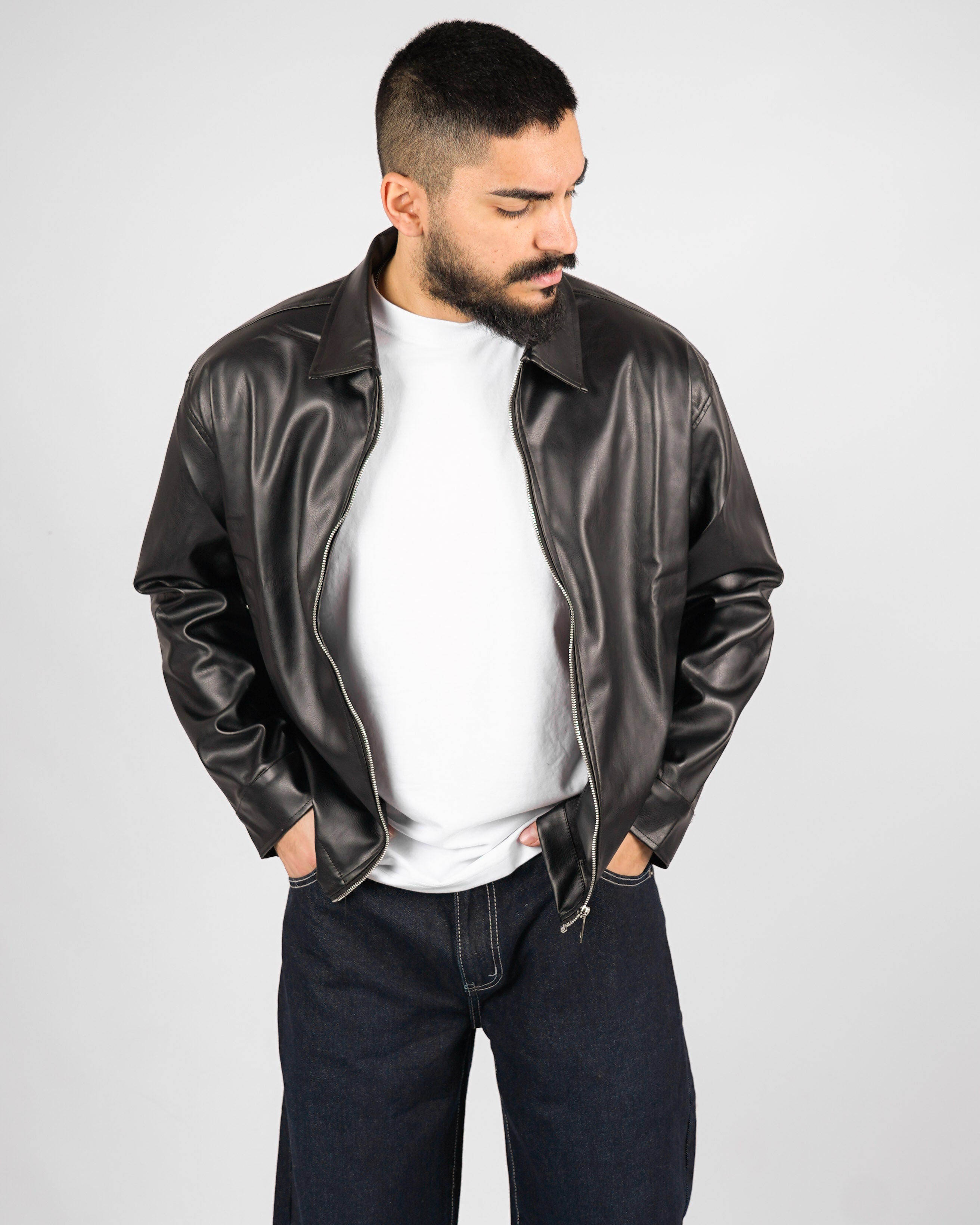 GIUBBINO IN ECOPELLE CON ZIP