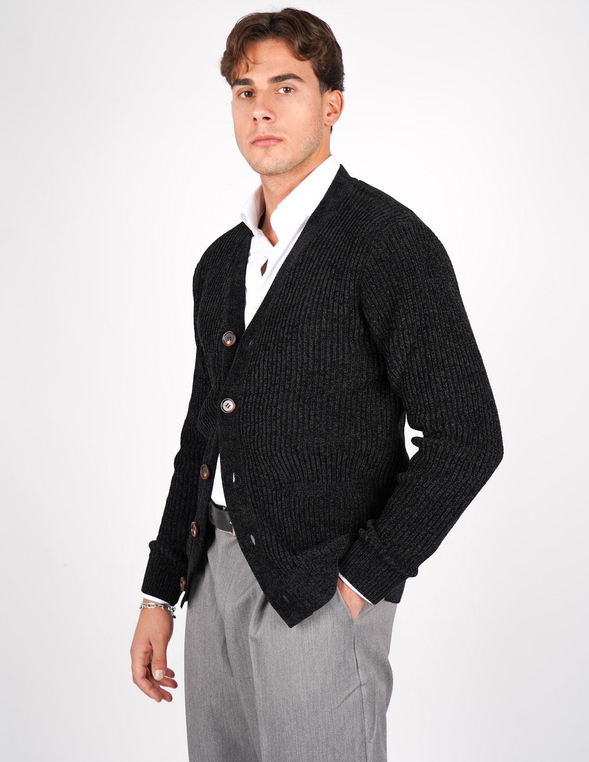 CARDIGAN IN CINIGLIA CON TASCHE