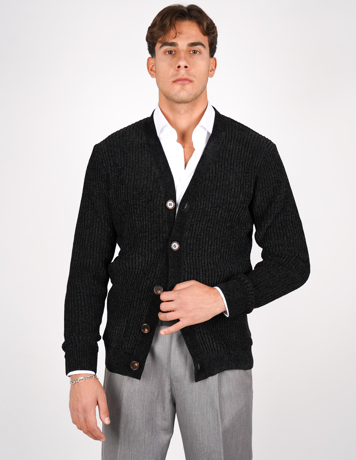 CARDIGAN IN CINIGLIA CON TASCHE
