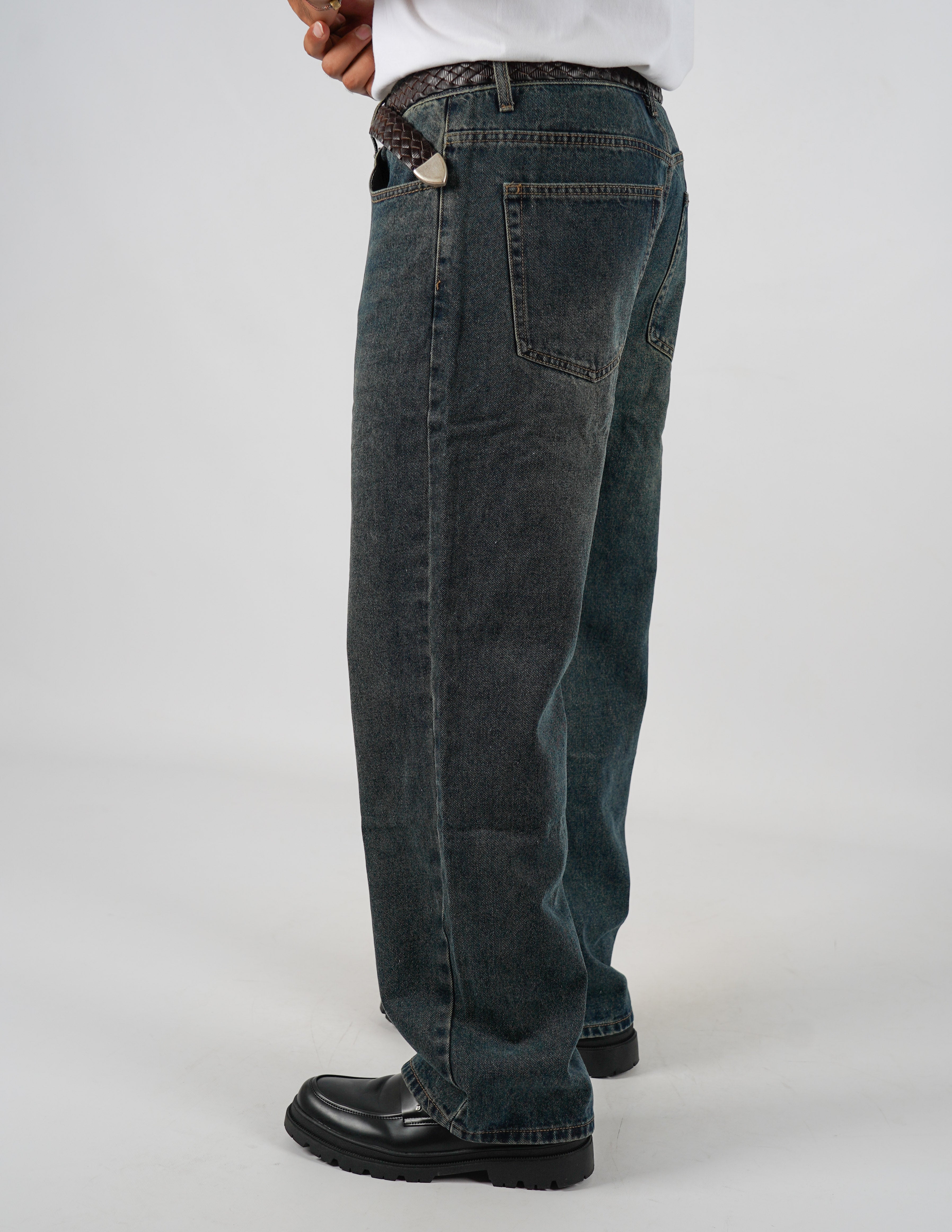 Jeans baggy lavaggio sabbia