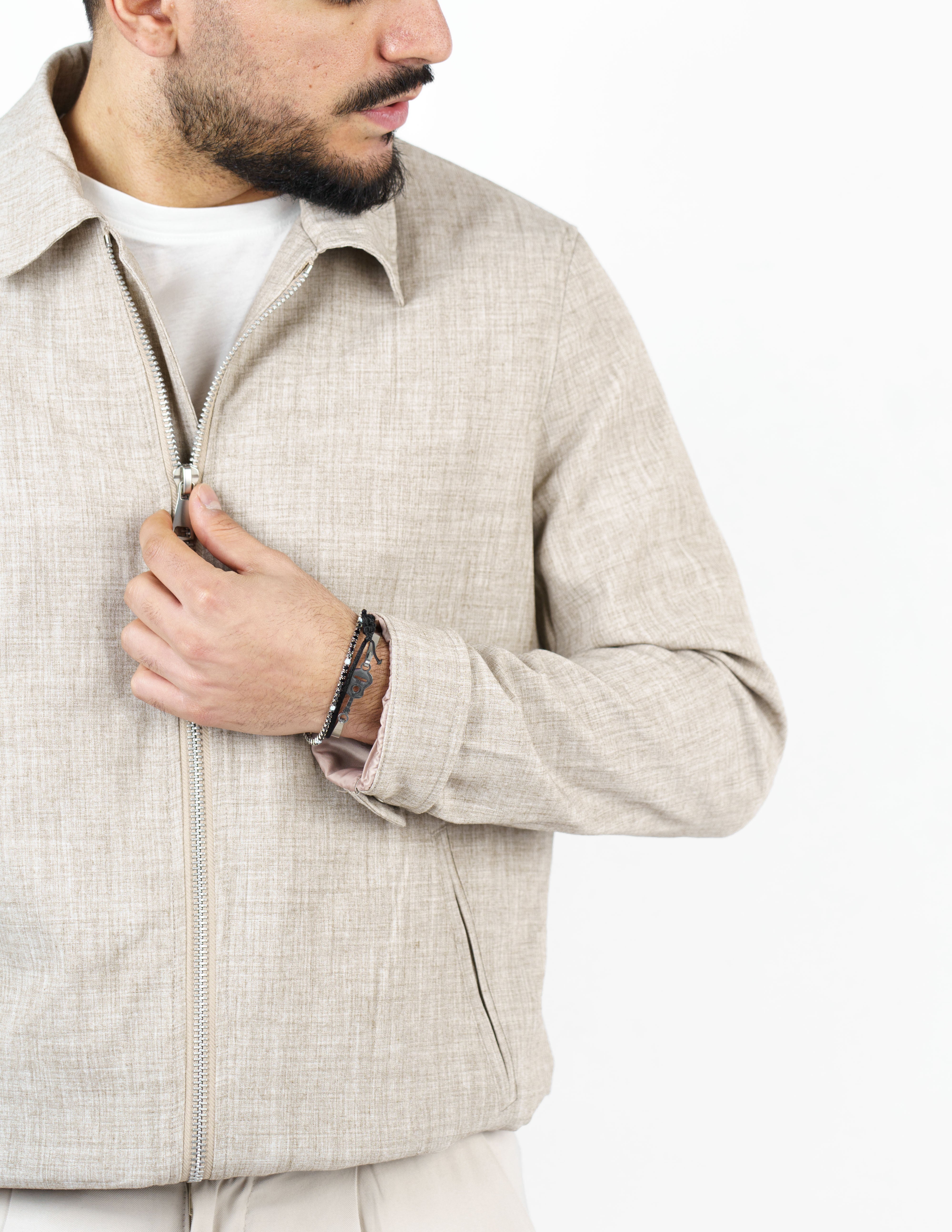 giubbino leggero con collo