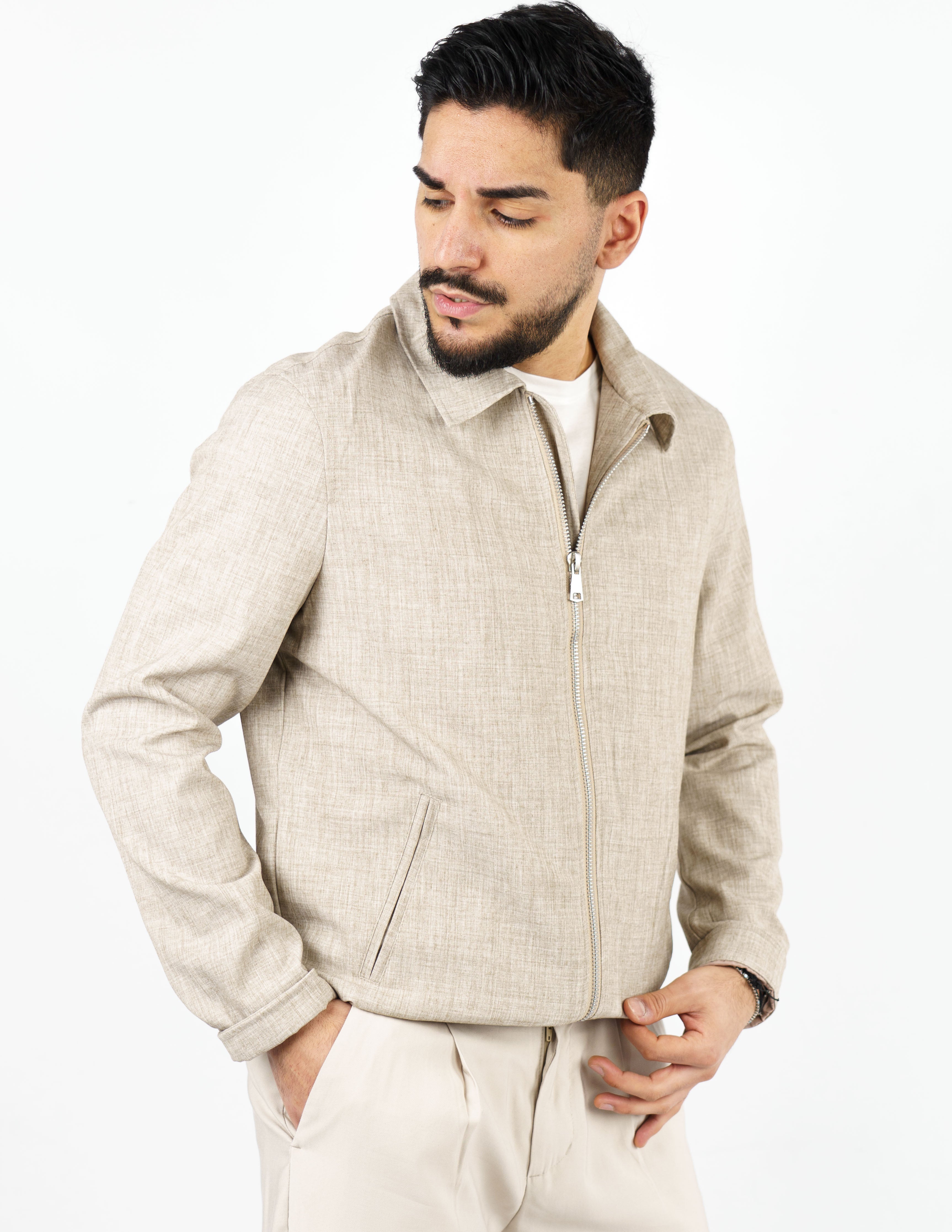 giubbino leggero con collo