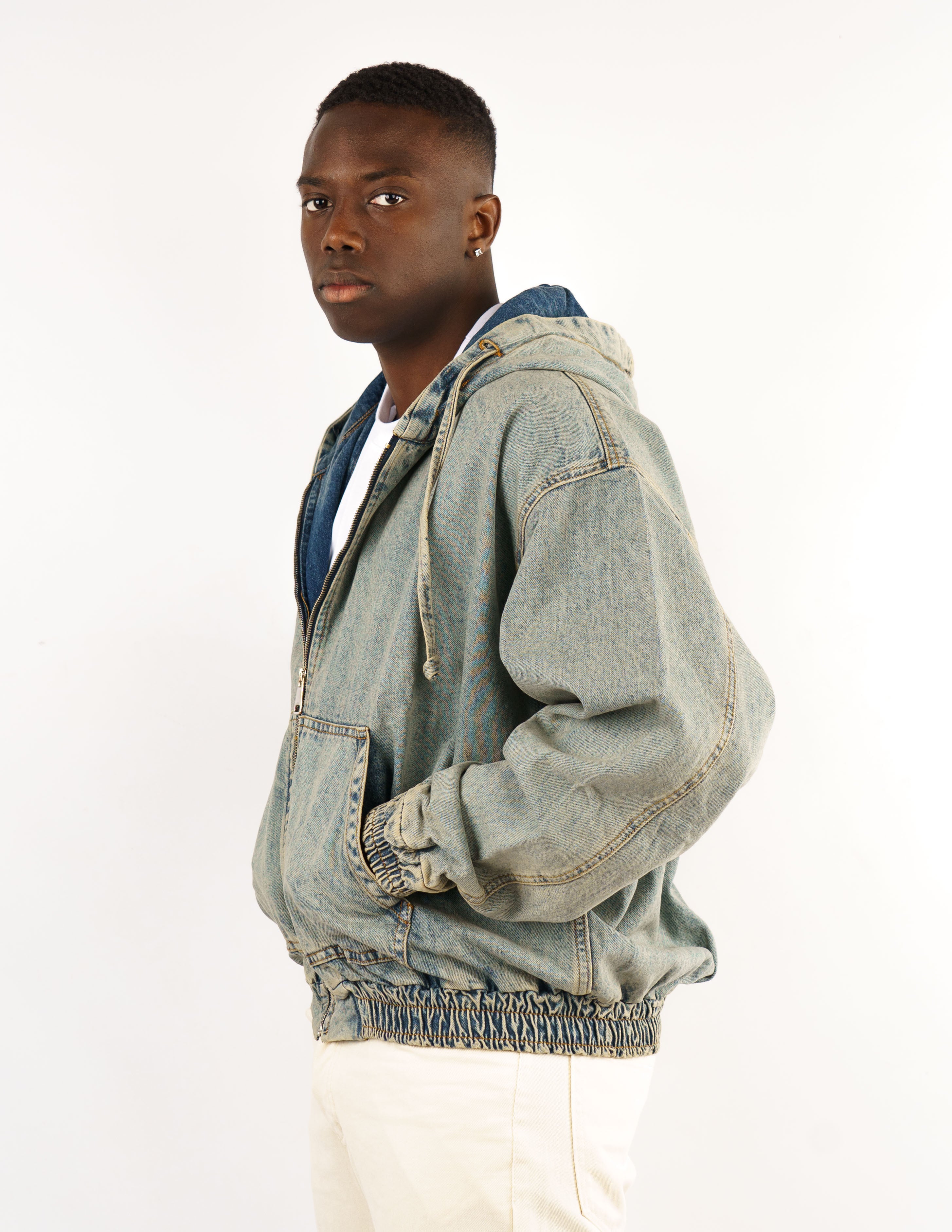 giubbino in denim con cappuccio