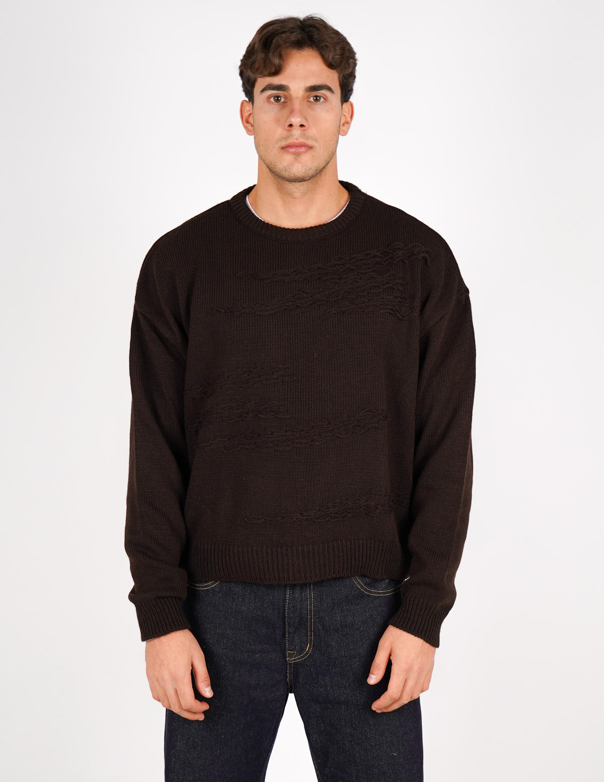 maglione crop con abrasioni