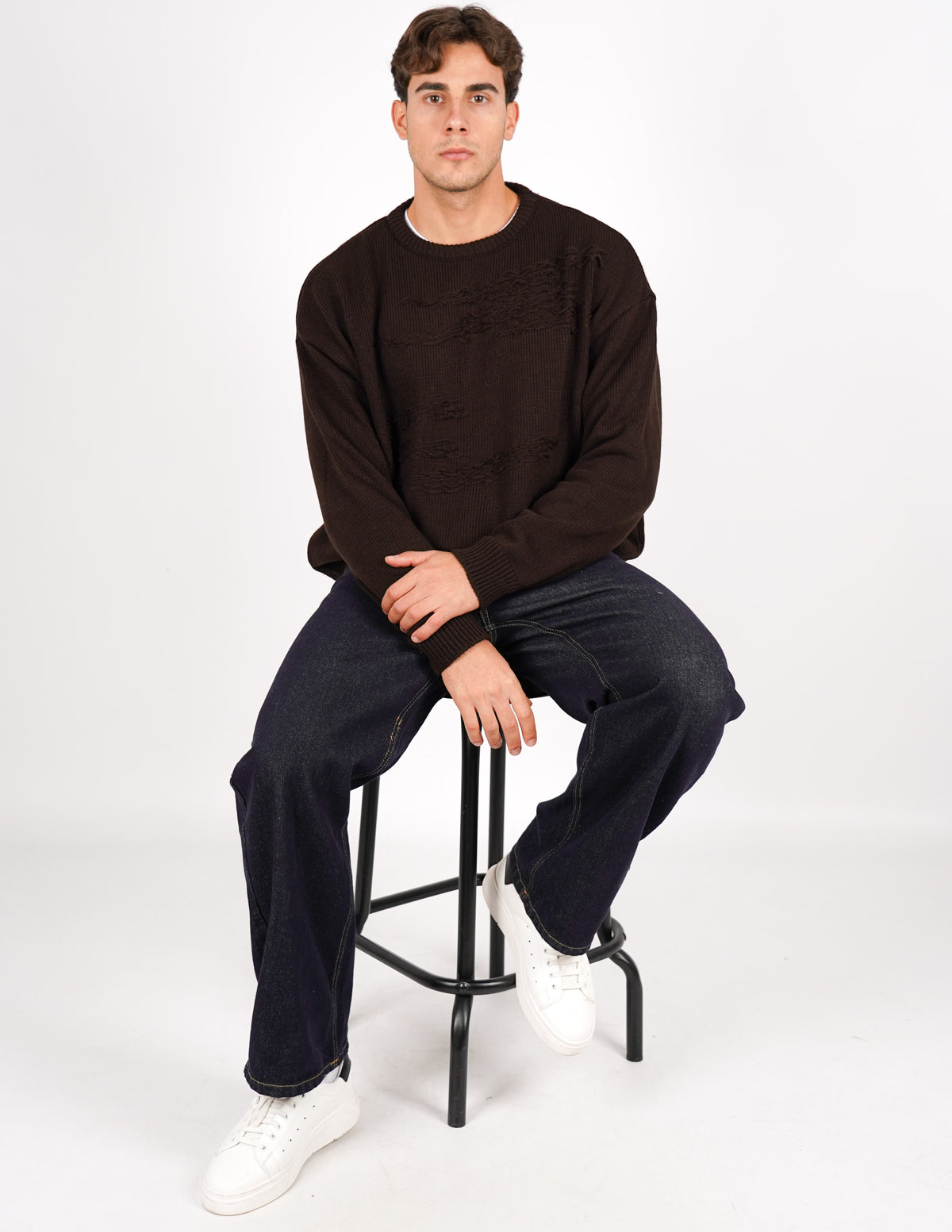 maglione crop con abrasioni