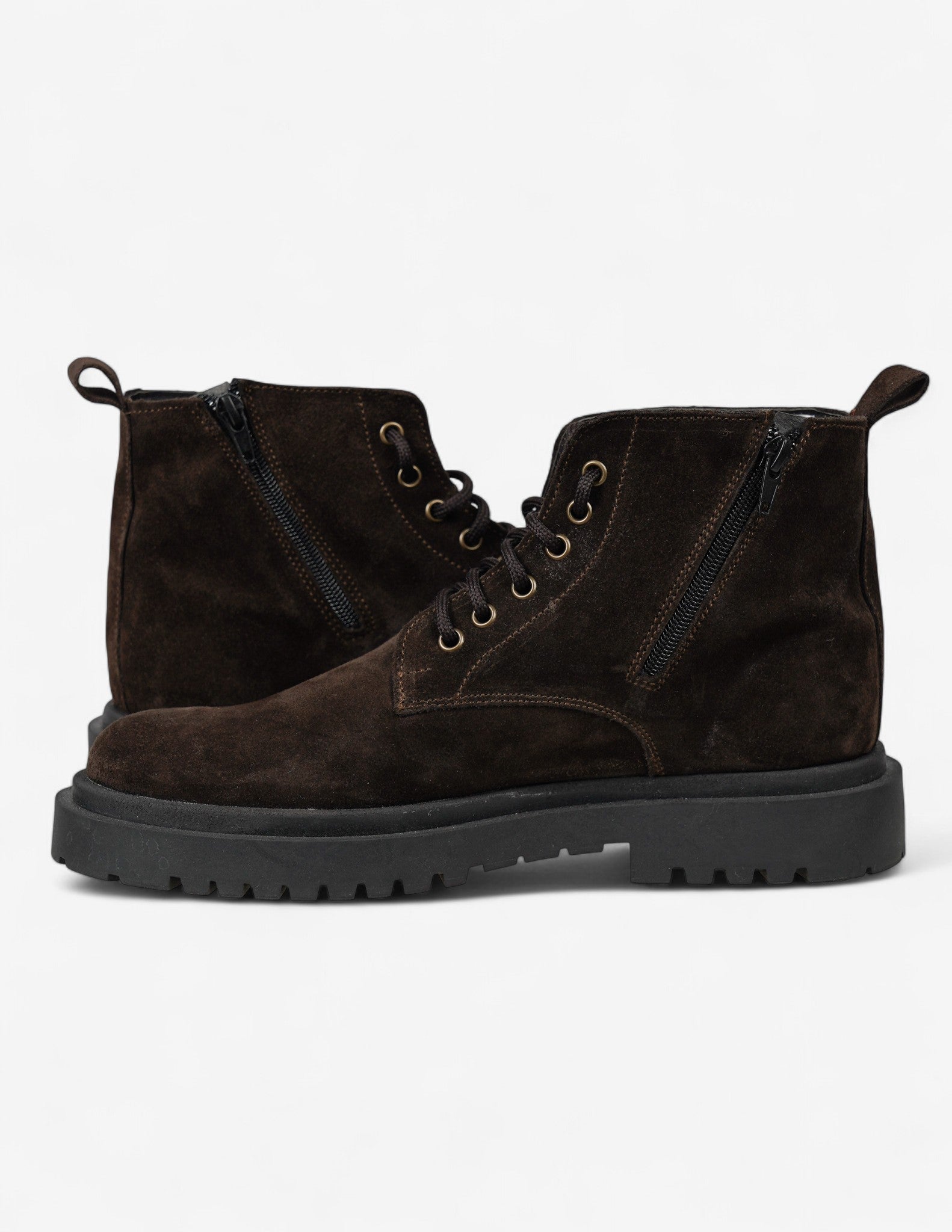 stivaletto in camoscio con zip